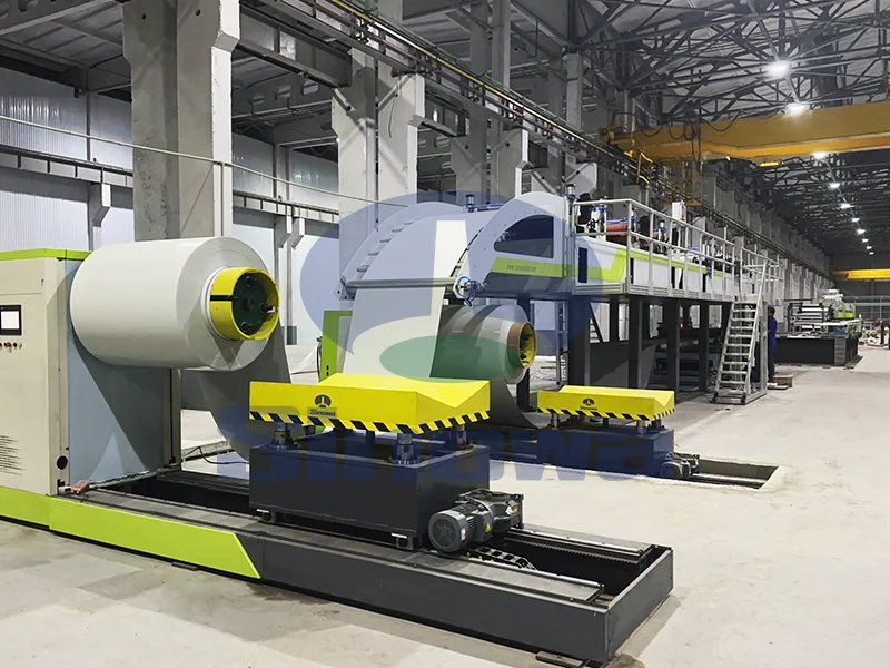 聚氨酯彩钢夹芯板生产线