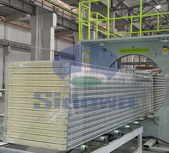 聚氨酯夹芯板生产线,彩钢夹芯板生产线,夹芯板机器,夹芯板生产设备,连续式夹芯板流水线