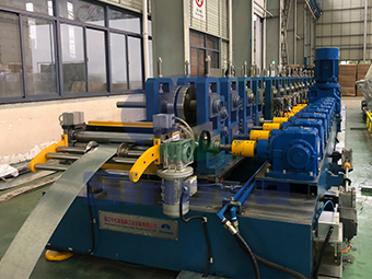 檩条成型生产线