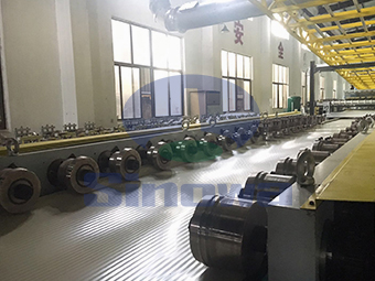 聚氨酯夹芯板成型设备